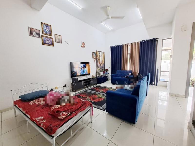3-storey Terraced House for Sale in Alam Impian (Shah Alam) - Ashraff Daniel - Living Room - PropertyGuru.com.my