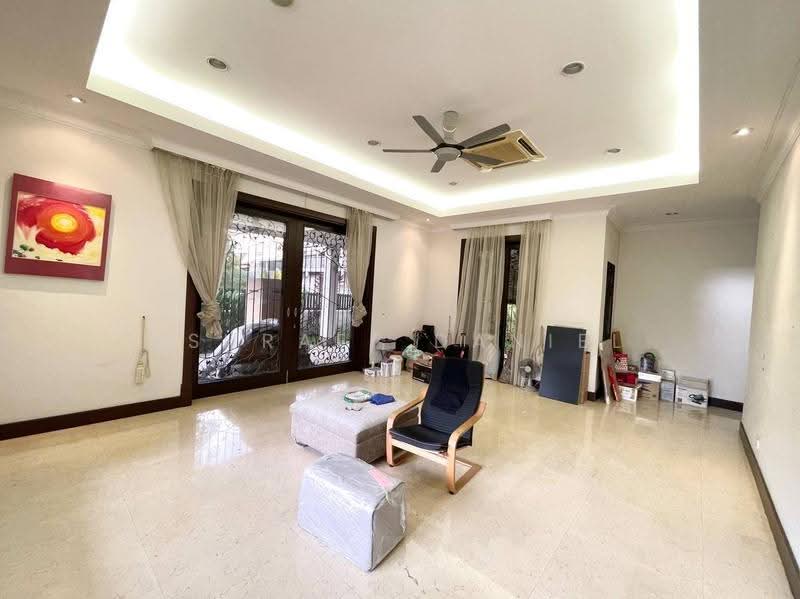 Rumah Banglo untuk Dijual di Kayangan Heights (Shah Alam) - Ashraff Daniel - Living Room - PropertyGuru.com.my