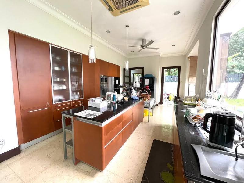Rumah Banglo untuk Dijual di Kayangan Heights (Shah Alam) - Ashraff Daniel - Kitchen - PropertyGuru.com.my