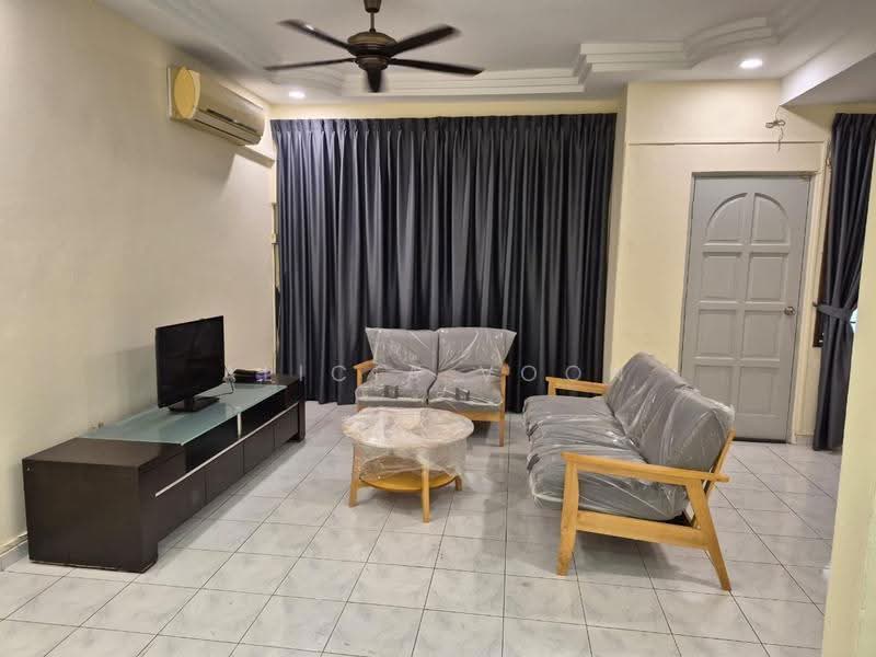 Rumah Teres 2-Tingkat untuk Disewa di Taman Daya (Johor Bahru) - Alicia Voon - Living Room - PropertyGuru.com.my