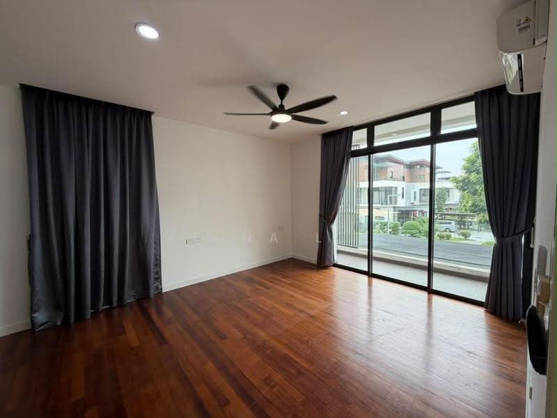 Rumah Banglo untuk Dijual di Kota Kemuning (Shah Alam) - Fiona Lee - Living Room - PropertyGuru.com.my