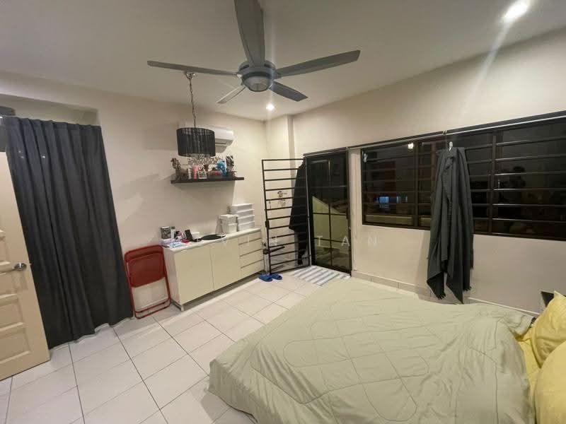 2-storey Terraced House for Rent in Lakeside Residences (Puchong) - Kevin Tan - Bedroom - PropertyGuru.com.my