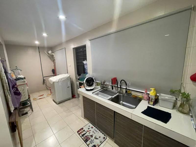 2-storey Terraced House for Rent in Lakeside Residences (Puchong) - Kevin Tan - Kitchen - PropertyGuru.com.my