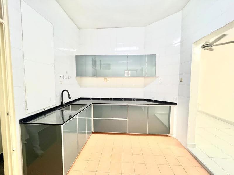 Rumah Teres 1-Tingkat untuk Dijual di Taman JP Perdana (Johor Bahru) - Jun Xiong Tan - Kitchen - PropertyGuru.com.my