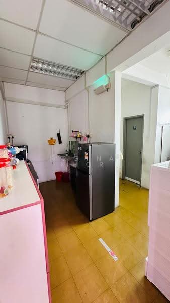 Kedai untuk Dijual di Nusa Bayu (Iskandar Puteri (Nusajaya)) - Regina Khor - Kitchen - PropertyGuru.com.my