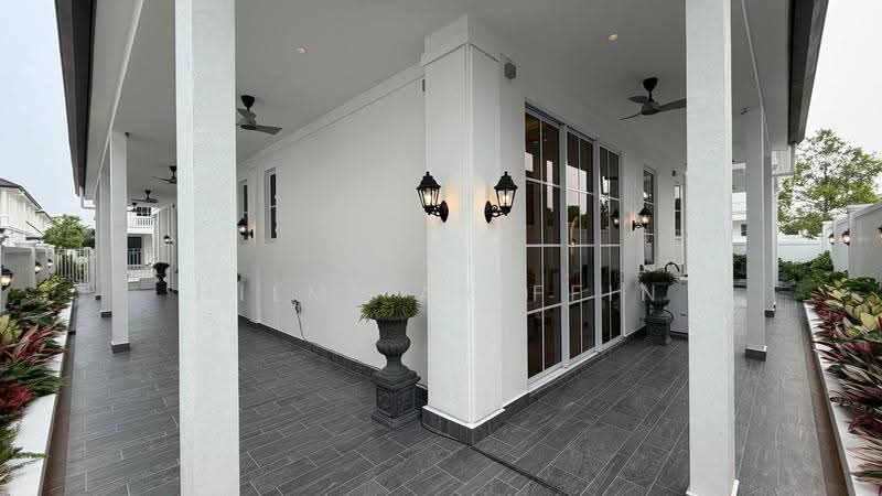 Rumah Banglo untuk Dijual di Eco Majestic (Semenyih) - Hilmi Ariffin - Exterior - PropertyGuru.com.my