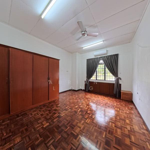 2-storey Terraced House for Sale in Bandar Kinrara (Selangor) - Adrian Leong - Bedroom - PropertyGuru.com.my