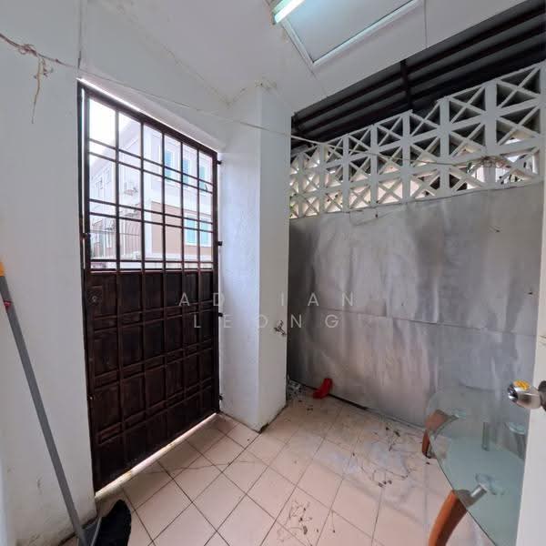 2-storey Terraced House for Sale in Bandar Kinrara (Selangor) - Adrian Leong - Exterior - PropertyGuru.com.my