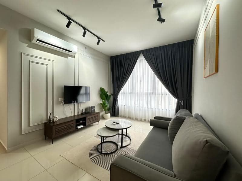 Kediaman Servis untuk Disewa di BeCentral @ i-City - Tan Wei Chuen - Living Room - PropertyGuru.com.my