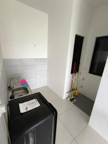 Kediaman Servis untuk Disewa di Vivo Executive Apartment - Cheau Chie Ooi - Kitchen - PropertyGuru.com.my