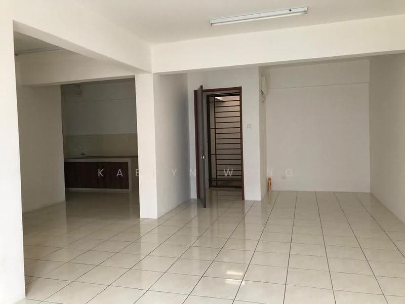 Apartment for Sale at Green Suria @ Bandar Tun Hussein Onn - Kaeryn Wong - Kitchen - PropertyGuru.com.my