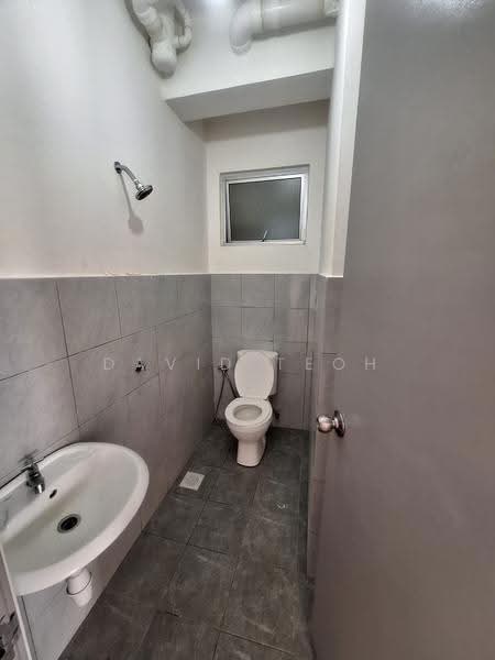 Apartment for Rent at Acacia Semenyih Apartment - David Teoh - Bathroom - PropertyGuru.com.my