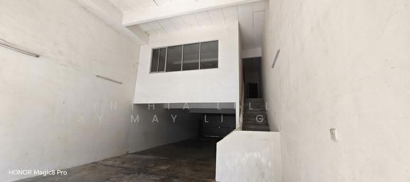 Kedai / Pejabat untuk Dijual di Seremban 2 (Negeri Sembilan) - Cynthia Lillian Tay May Ling Tay - Exterior - PropertyGuru.com.my