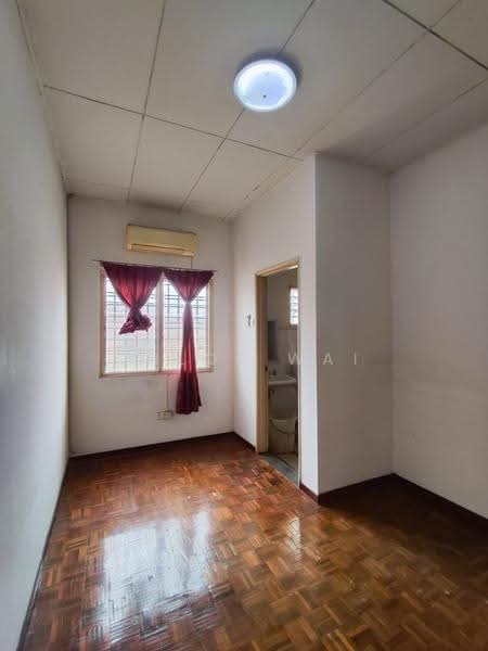 2-storey Terraced House for Sale in Taman Puncak Jalil (Seri Kembangan) - Chloe Wai - Interior - PropertyGuru.com.my
