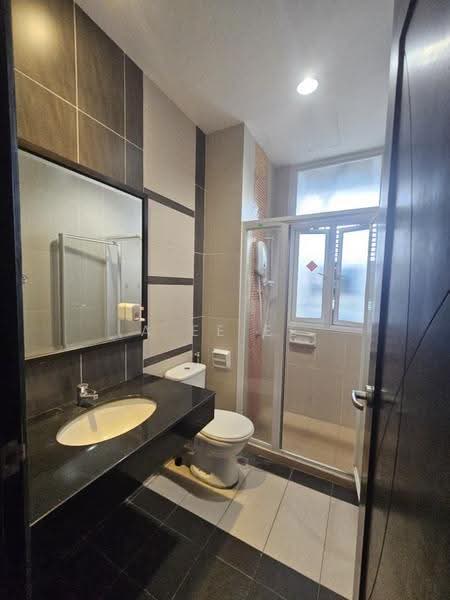 Kondominium untuk Dijual di Fettes Residence - A Ee Ee - Bathroom - PropertyGuru.com.my