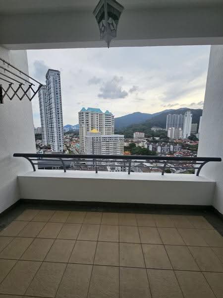 Kondominium untuk Dijual di Fettes Residence - A Ee Ee - Balcony - PropertyGuru.com.my