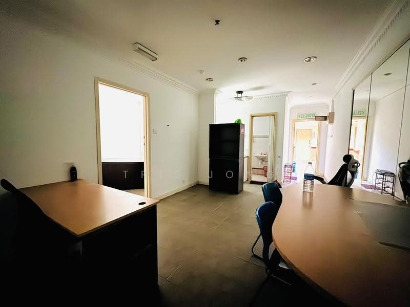 Pejabat untuk Dijual di Taman Maluri (Cheras) - Tris Jong - Bathroom - PropertyGuru.com.my