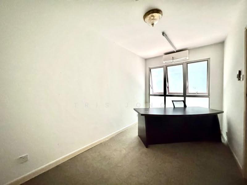 Pejabat untuk Dijual di Taman Maluri (Cheras) - Tris Jong - Study - PropertyGuru.com.my