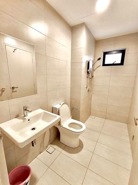 Kediaman Servis untuk Disewa di Residensi Ava @ Kiara Bay - Leon Fang - Bathroom - PropertyGuru.com.my