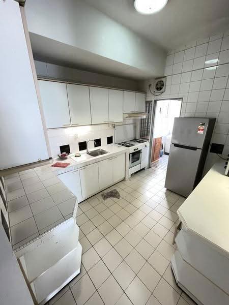Kondominium untuk Dijual di Bukit Robson Condominium - Chen Kah Seng - Kitchen - PropertyGuru.com.my