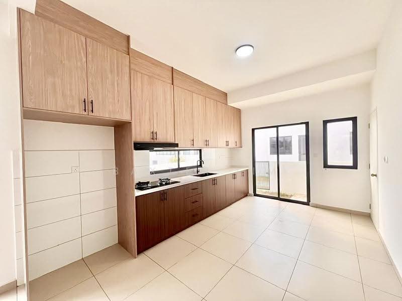 Rumah Teres 2-Tingkat untuk Disewa di Bandar Gamuda Cove (Dengkil) - Baxter Lim - Kitchen - PropertyGuru.com.my