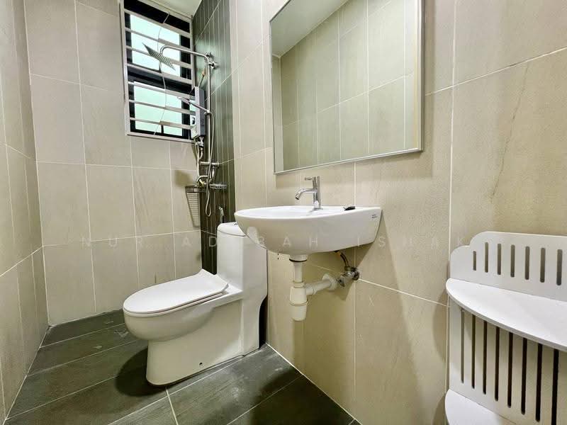 Kondominium untuk Disewa di Legasi Kampung Bharu - Nur Adibah Ishak - Bathroom - PropertyGuru.com.my