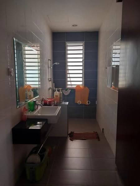 Rumah Teres 3-Tingkat untuk Dijual di Permai Jaya (Tanjung Bungah) - Jeff Ooi - Bathroom - PropertyGuru.com.my