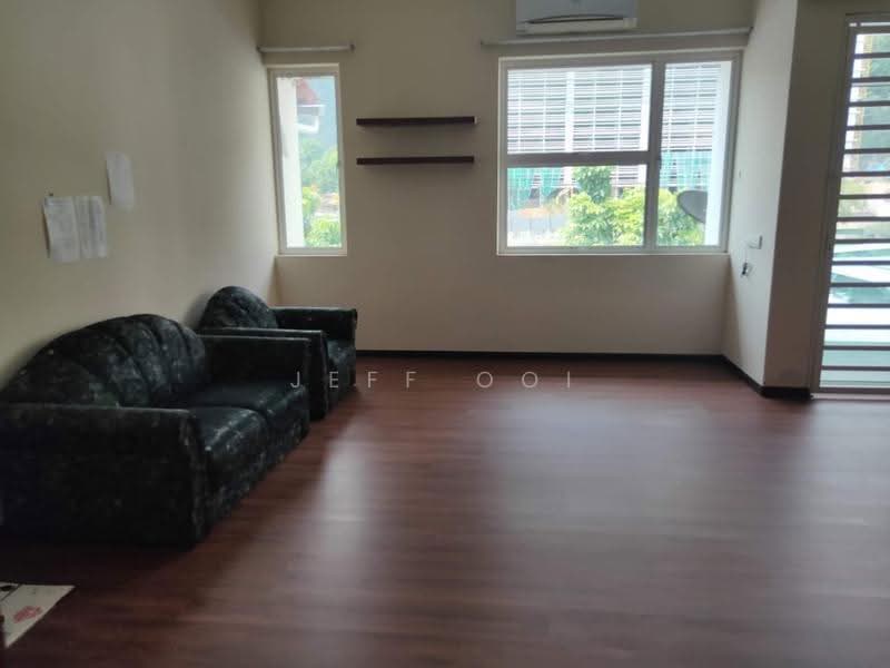 Rumah Teres 3-Tingkat untuk Dijual di Permai Jaya (Tanjung Bungah) - Jeff Ooi - Living Room - PropertyGuru.com.my