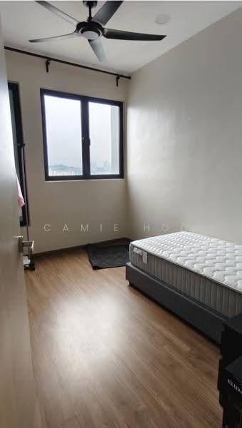 Kediaman Servis untuk Disewa di Residensi Ava @ Kiara Bay - Camie Hoo - Bedroom - PropertyGuru.com.my