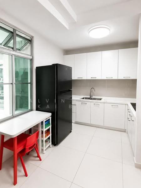 Kondominium untuk Dijual di The Seed Taman Sutera Utama - Alvin Chan Kai Boon - Kitchen - PropertyGuru.com.my