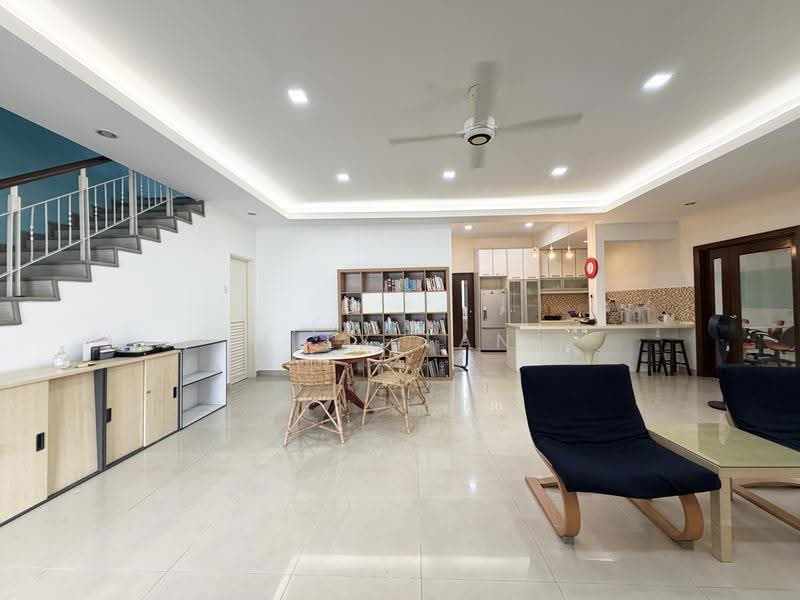 Rumah Teres 2-Tingkat untuk Dijual di Bukit Sungai Long (Bandar Sungai Long) - Lily Tan - Living Room - PropertyGuru.com.my