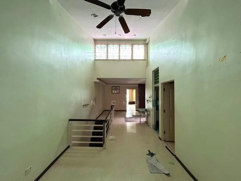 Rumah Teres 2-Tingkat untuk Dijual di Jelutong (Penang) - Jin Chuah - Corridor - PropertyGuru.com.my