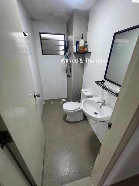 Condominium for Rent at Akoya Residence - Tharrsha. T - Bathroom - PropertyGuru.com.my
