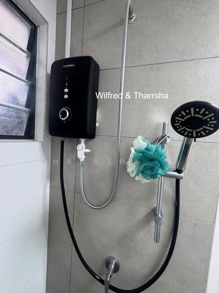 Condominium for Rent at Akoya Residence - Tharrsha. T - Bathroom - PropertyGuru.com.my