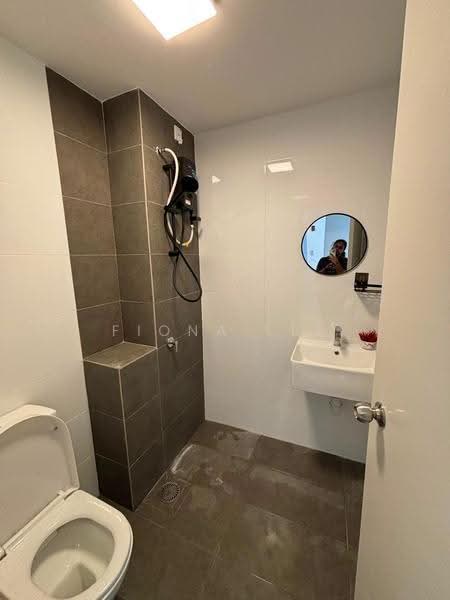 Kondominium untuk Disewa di The Parque Residences - Fiona Lee - Bathroom - PropertyGuru.com.my