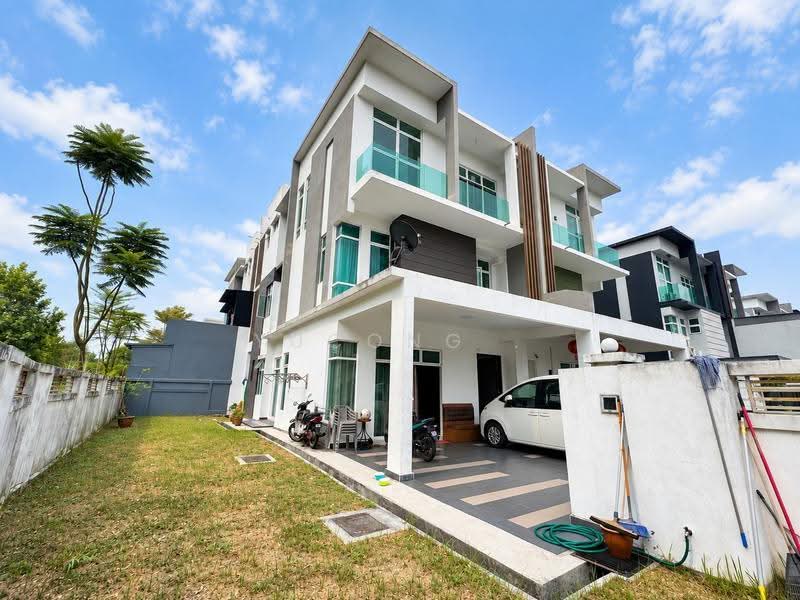 Cluster House for Sale in Nusa Sentral (Iskandar Puteri (Nusajaya)) - Yucong . - Exterior - PropertyGuru.com.my