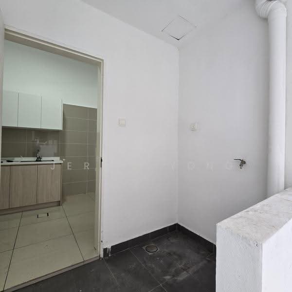 3-storey Terraced House for Rent in Batu 9 (Cheras) - Jeremy Yong - Kitchen - PropertyGuru.com.my