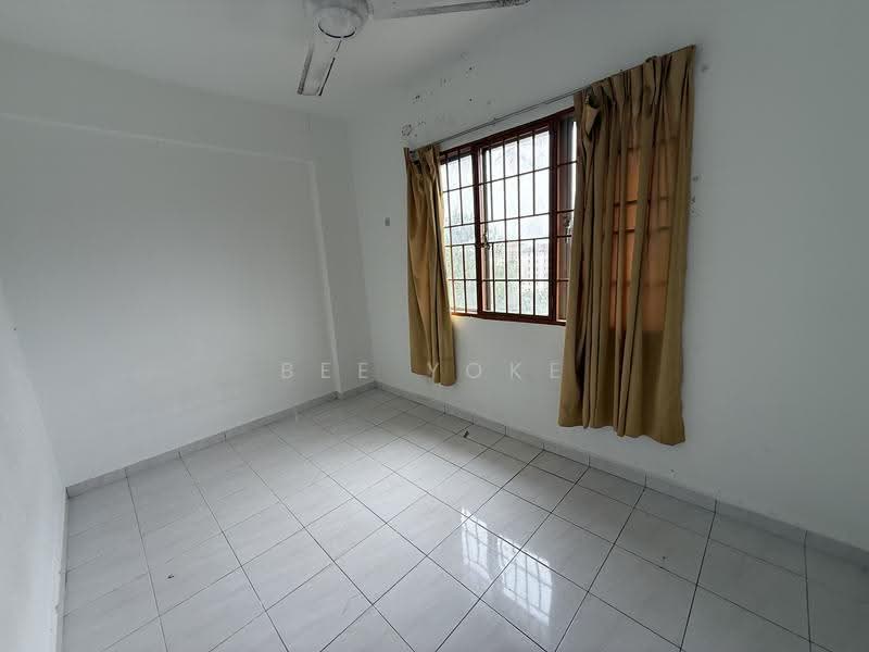 Apartment for Sale at Aman Puri Apartment - Bee Yoke - Interior - PropertyGuru.com.my