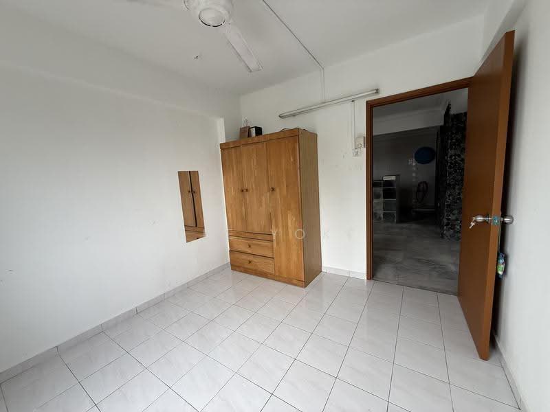 Apartment for Sale at Aman Puri Apartment - Bee Yoke - Interior - PropertyGuru.com.my