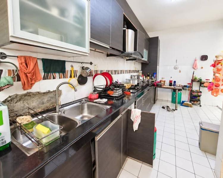 Rumah Berkembar untuk Dijual di Kota Kemuning (Shah Alam) - Kho Daniel - Kitchen - PropertyGuru.com.my