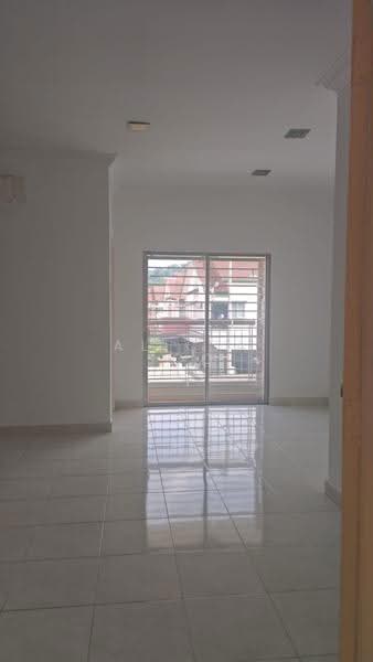 2-storey Terraced House for Rent in Sutera Damansara (Damansara Damai) - Alicia Soo - Living Room - PropertyGuru.com.my
