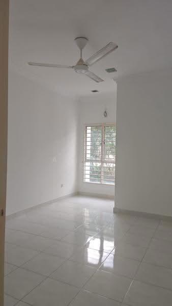2-storey Terraced House for Rent in Sutera Damansara (Damansara Damai) - Alicia Soo - Living Room - PropertyGuru.com.my