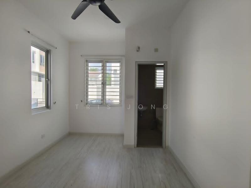 Rumah Teres 2-Tingkat untuk Disewa di Rawang (Selangor) - Tris Jong - Interior - PropertyGuru.com.my