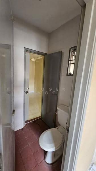 Terraced House for Sale in Taman Bukit Permata (Selayang) - Jagger Moo - Bathroom - PropertyGuru.com.my