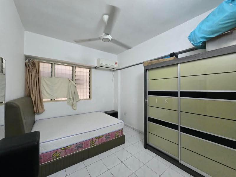 Pangsapuri untuk Disewa di Puteri Court - Jayden Chik - Bedroom - PropertyGuru.com.my