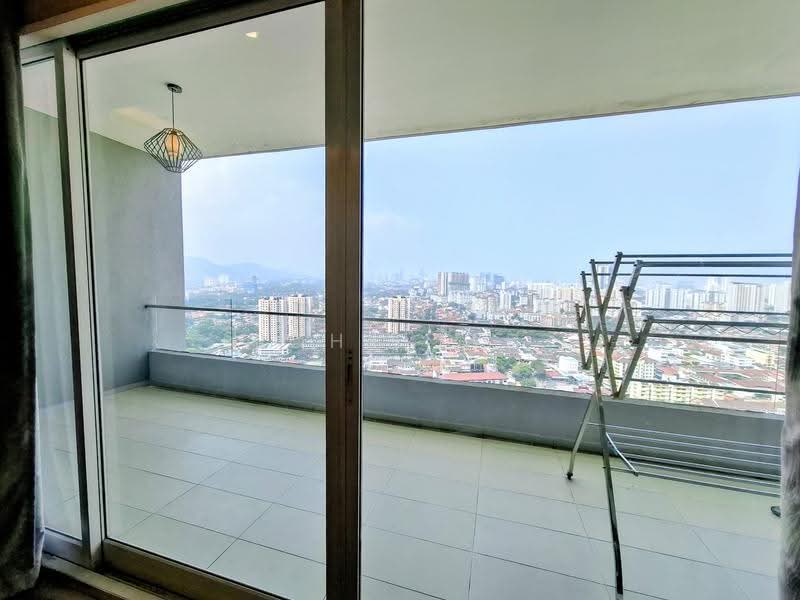 Kondominium untuk Dijual di Central Park condominium - John Teh - Balcony - PropertyGuru.com.my