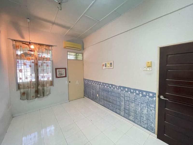 Rumah Teres 2-Tingkat untuk Dijual di Taman Sri Kluang (Kluang) - May Tan - Interior - PropertyGuru.com.my