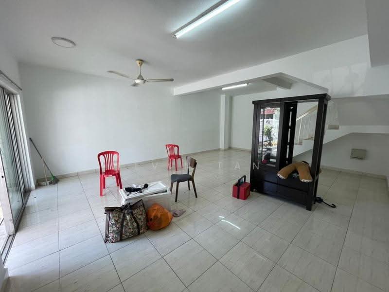 2.5-storey Terraced House for Sale in Puchong (Selangor) - Kevin Tan - Living Room - PropertyGuru.com.my