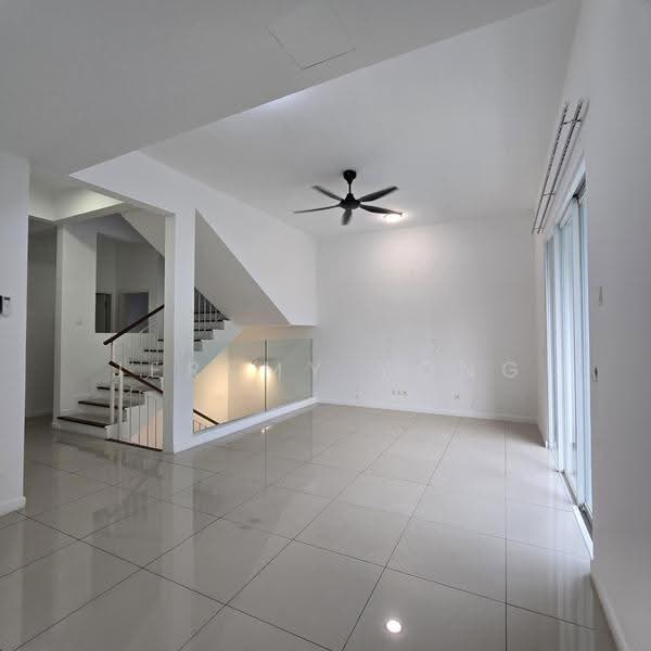 Rumah Teres 3-Tingkat untuk Disewa di Taman Cheras Hartamas (Cheras) - Jeremy Yong - Living Room - PropertyGuru.com.my