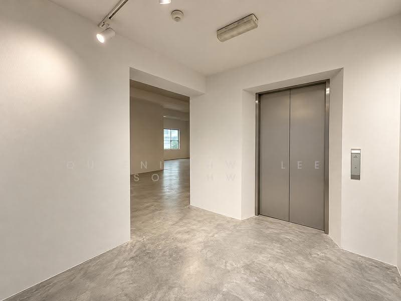 Commercial Semi-D for Rent in Puchong (Selangor) - Queenie Hwa Lee Soo Hwa - Entrance - PropertyGuru.com.my